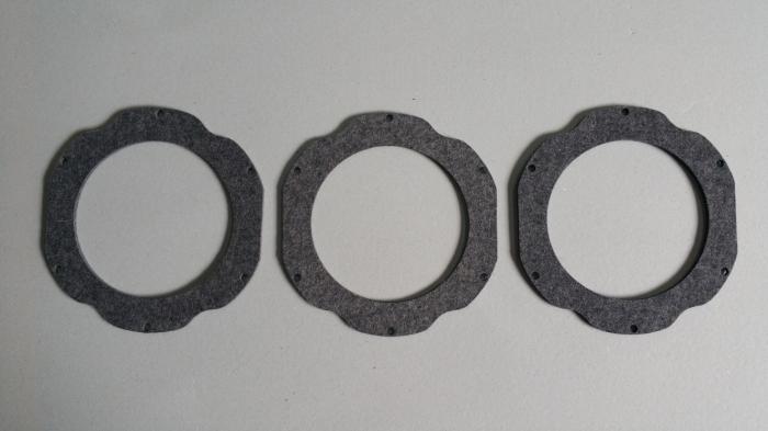 自動車関連部材 〔フェルト〕